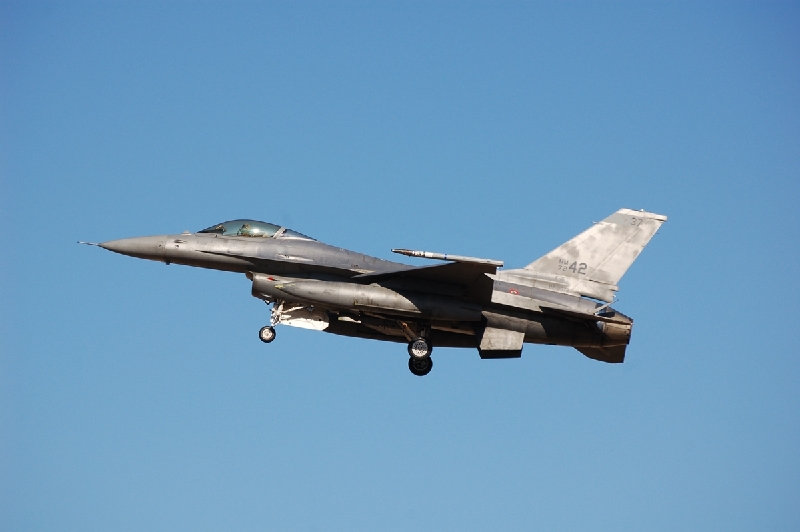 DSC_3351.JPG - Fuerza aérea de Estados Unidos
General Dynamics F-16CG Fighting Falcon