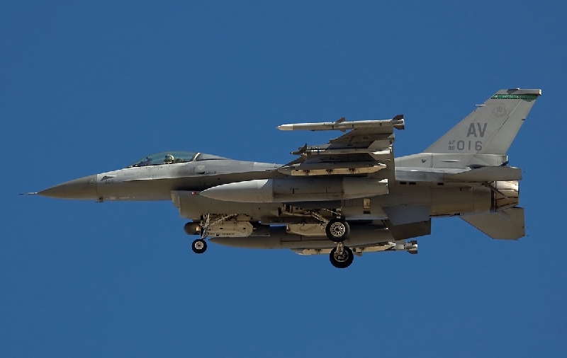 DSC_6797_f.jpg - Fuerza aérea de Estados Unidos
General Dynamics F-16CG Fighting Falcon